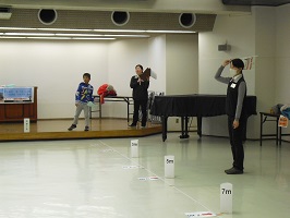 第4回 紙飛行機競技会 写真 競技の様子8