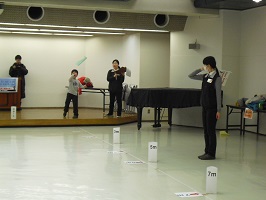 第4回 紙飛行機競技会 写真 競技の様子9