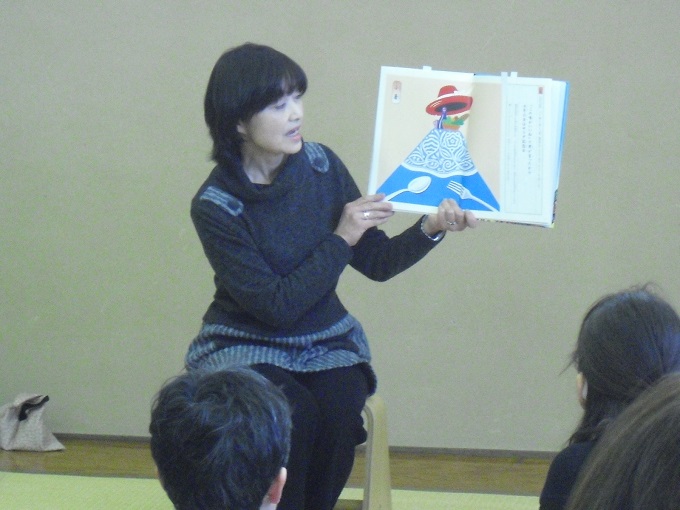 大人のためのおはなし会　写真