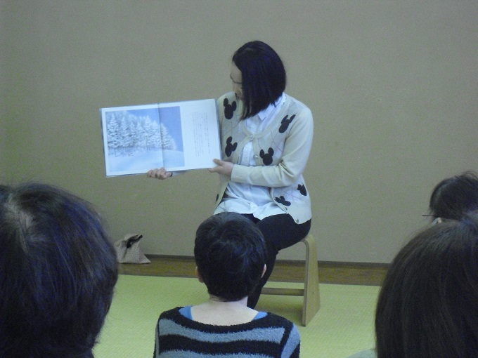 大人のためのおはなし会　写真
