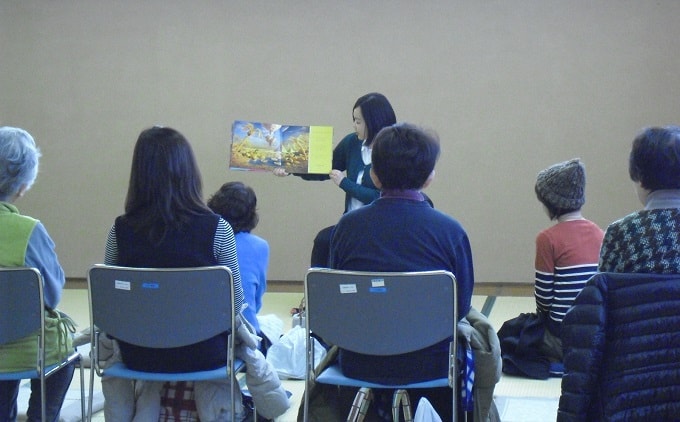 大人のためのおはなし会　写真