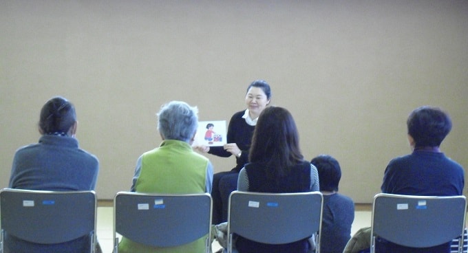 大人のためのおはなし会　写真