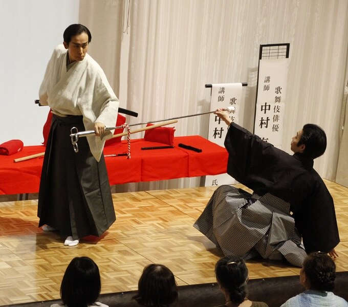 実演「玉汗流山夏争闘（あせながすなつのとりくみ）」場面3
