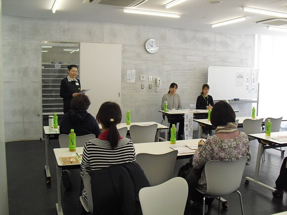 なるほど更年期 ～聞いて話してやりすごす～ 写真