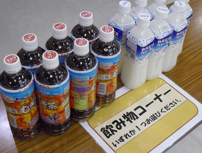 ヒストリーカフェ「向小金で暮らした縄文人」飲み物コーナー
