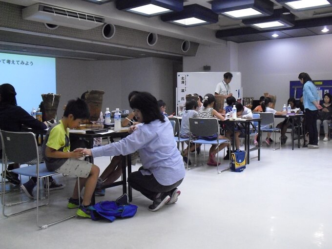 ヒストリーカフェ「向小金で暮らした縄文人」ディスカッション中1