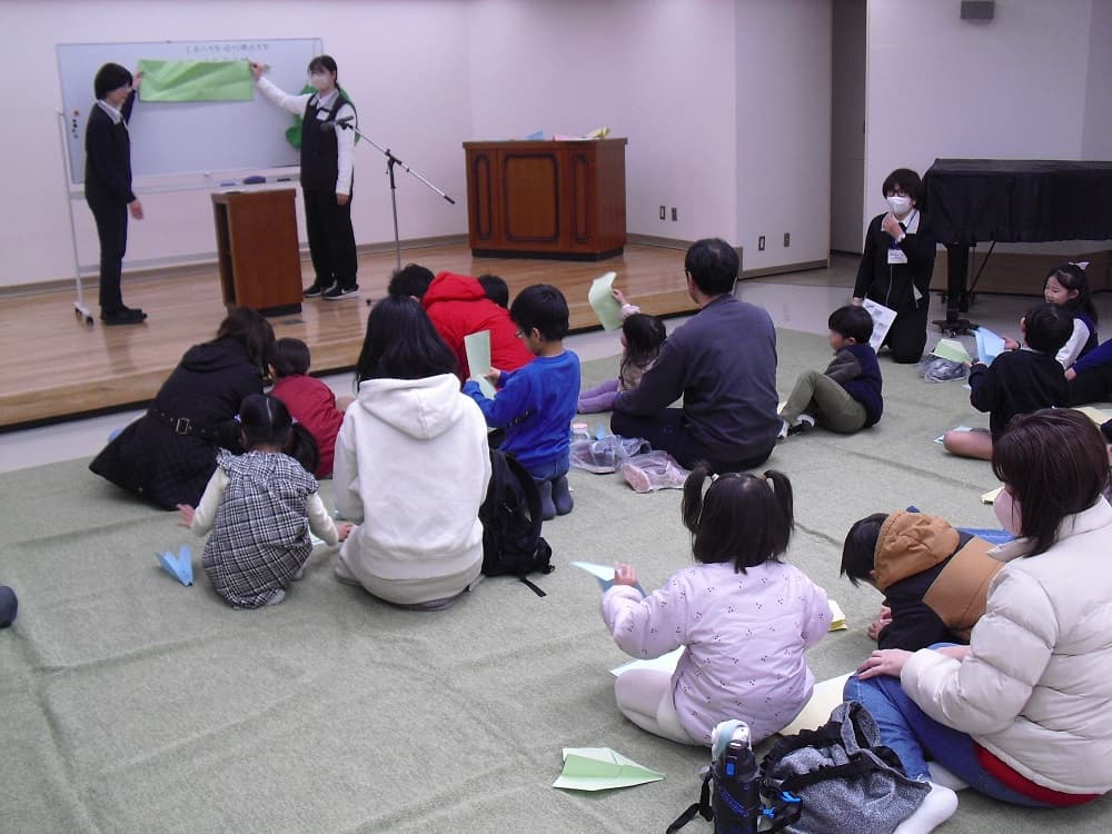 紙飛行機競技会1