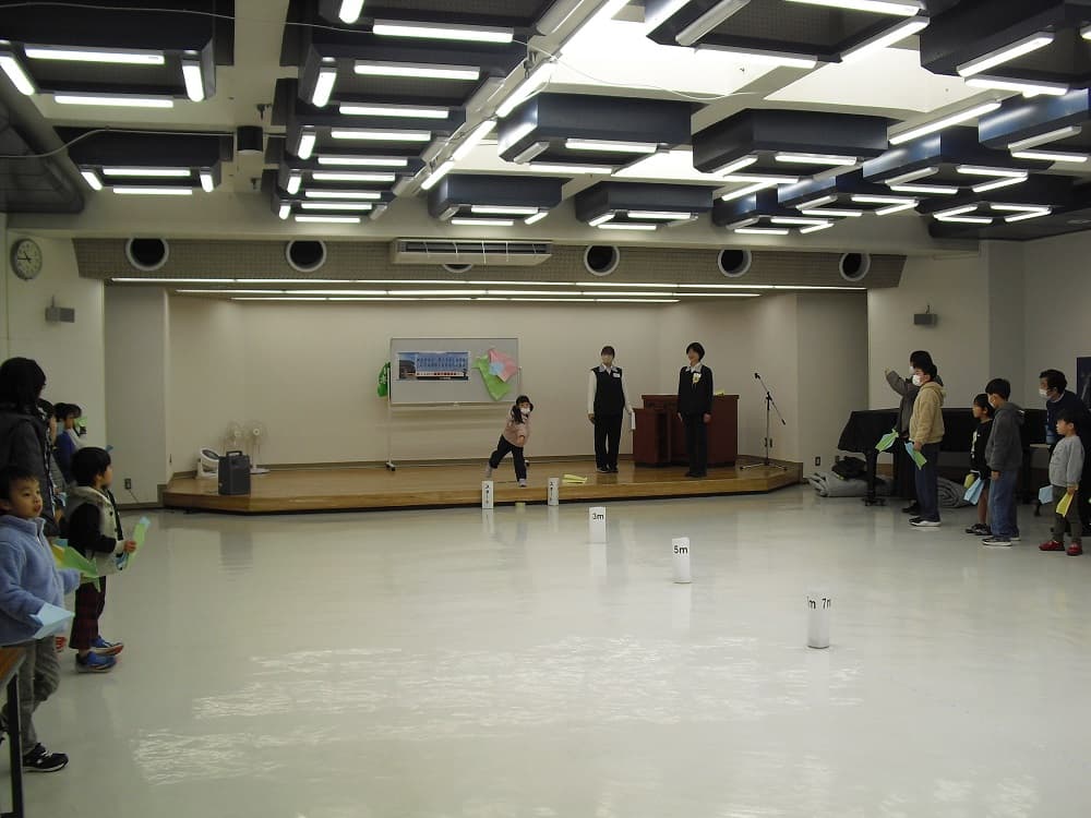 紙飛行機競技会2