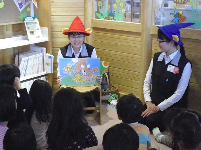 2周年　バースデイおはなし会　第2部の様子