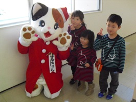 すばにゃんと「さよなら～」写真3